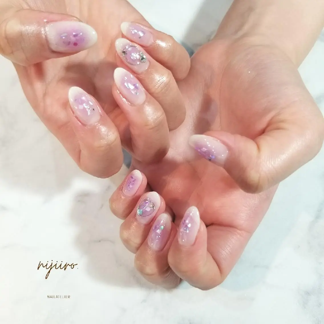 ネイル チークネイル ハンドネイル nijiiro🌈 サトウのネイルデザイン