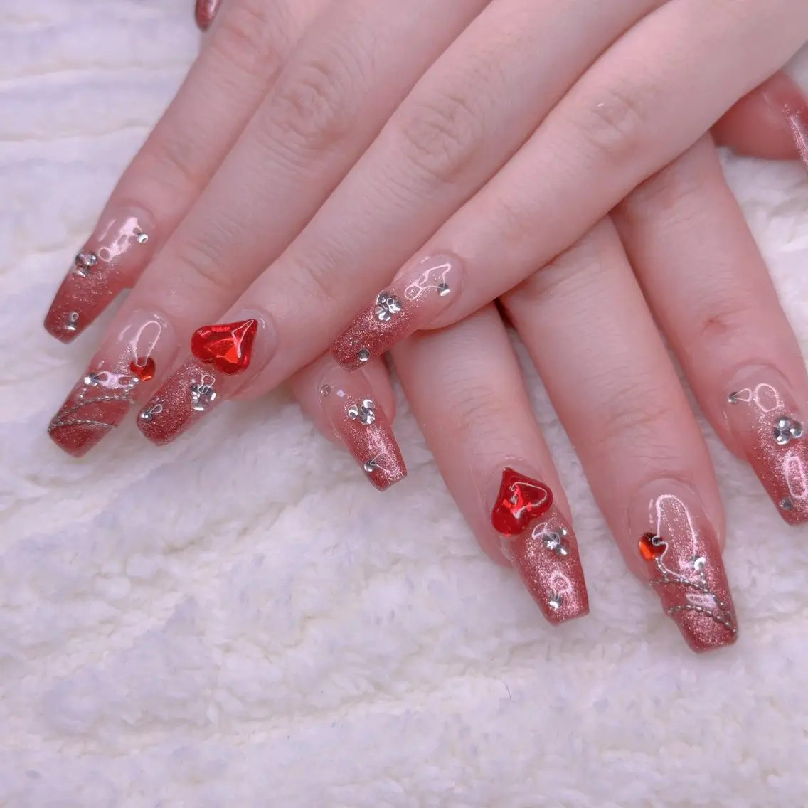 ネイル 成人式 韓国ネイル オフィスネイル 春ネイル cat‘s nail🐈⬛のネイルデザイン