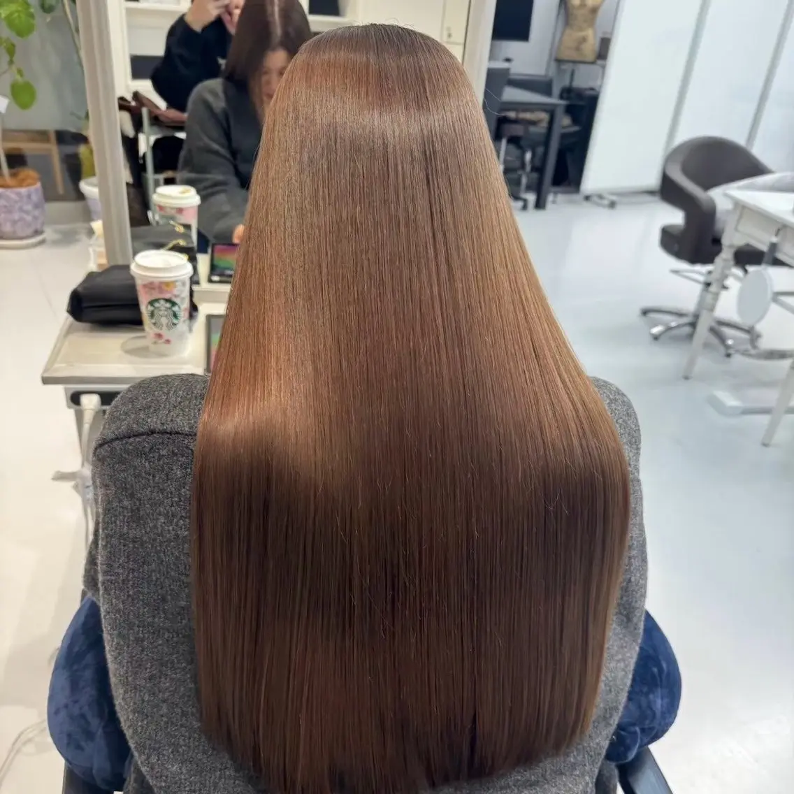 ロング 縮毛矯正 透明感カラー💫 Katsukiのヘアスタイル