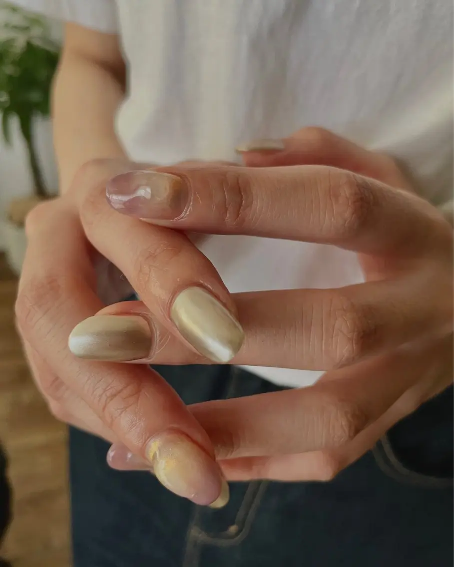 ネイル ジェルネイル ニュアンスネイル ハンドネイル "achoe" コエ HARUNAのネイルデザイン