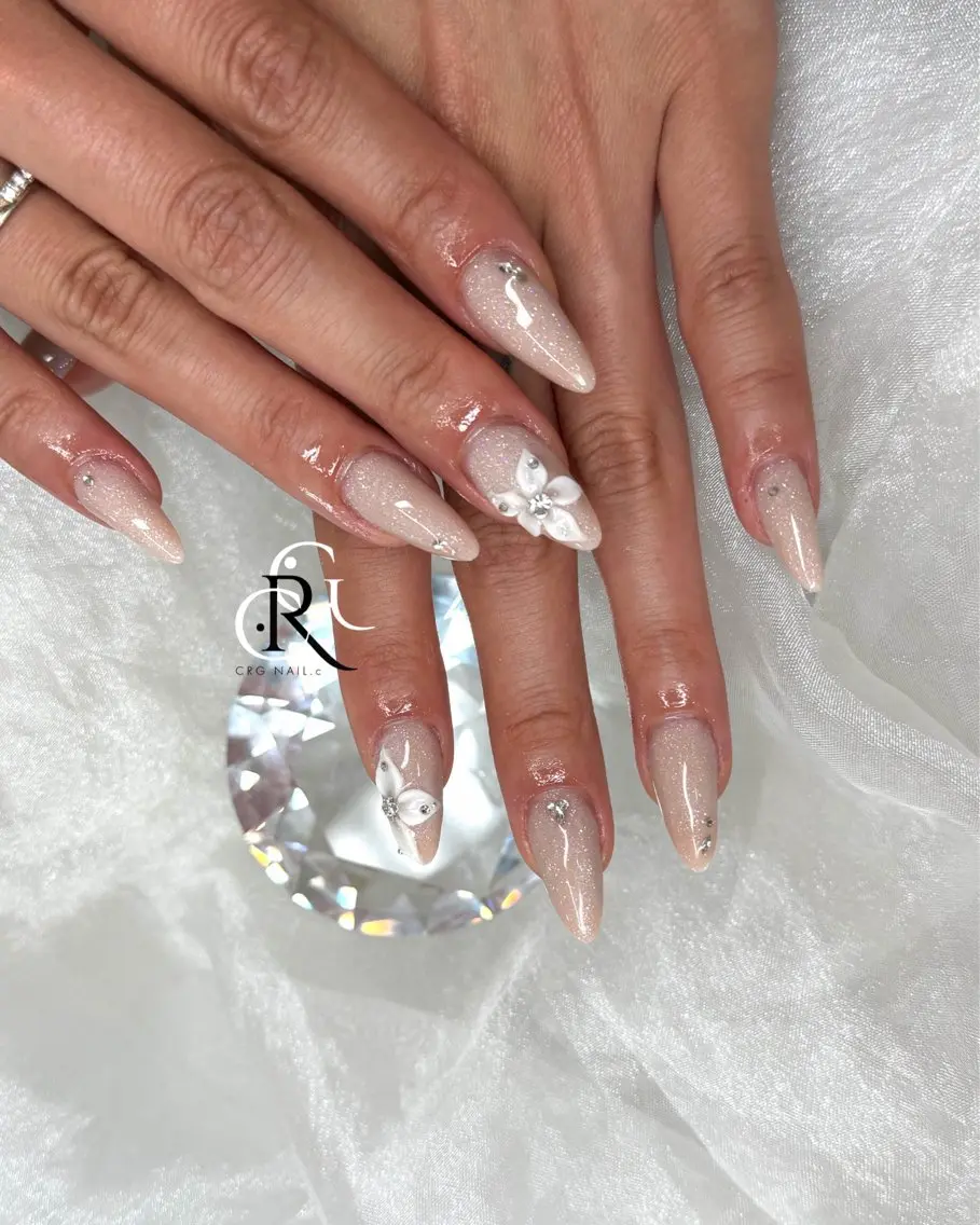 ショート ハンドネイル CRGNAIL EMIRIのネイルデザイン