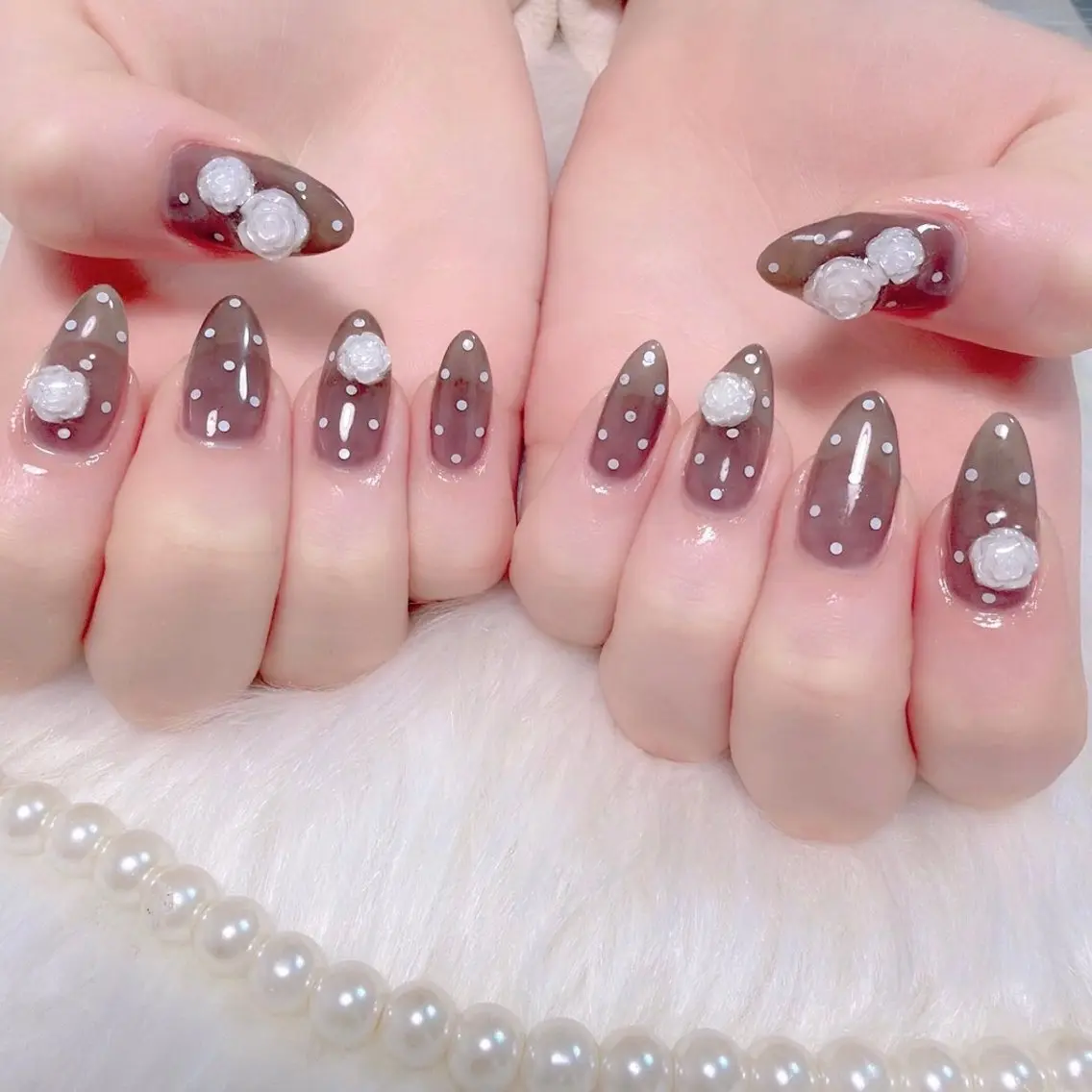 ネイル ハンドネイル nana 🎀予約受付中のネイルデザイン