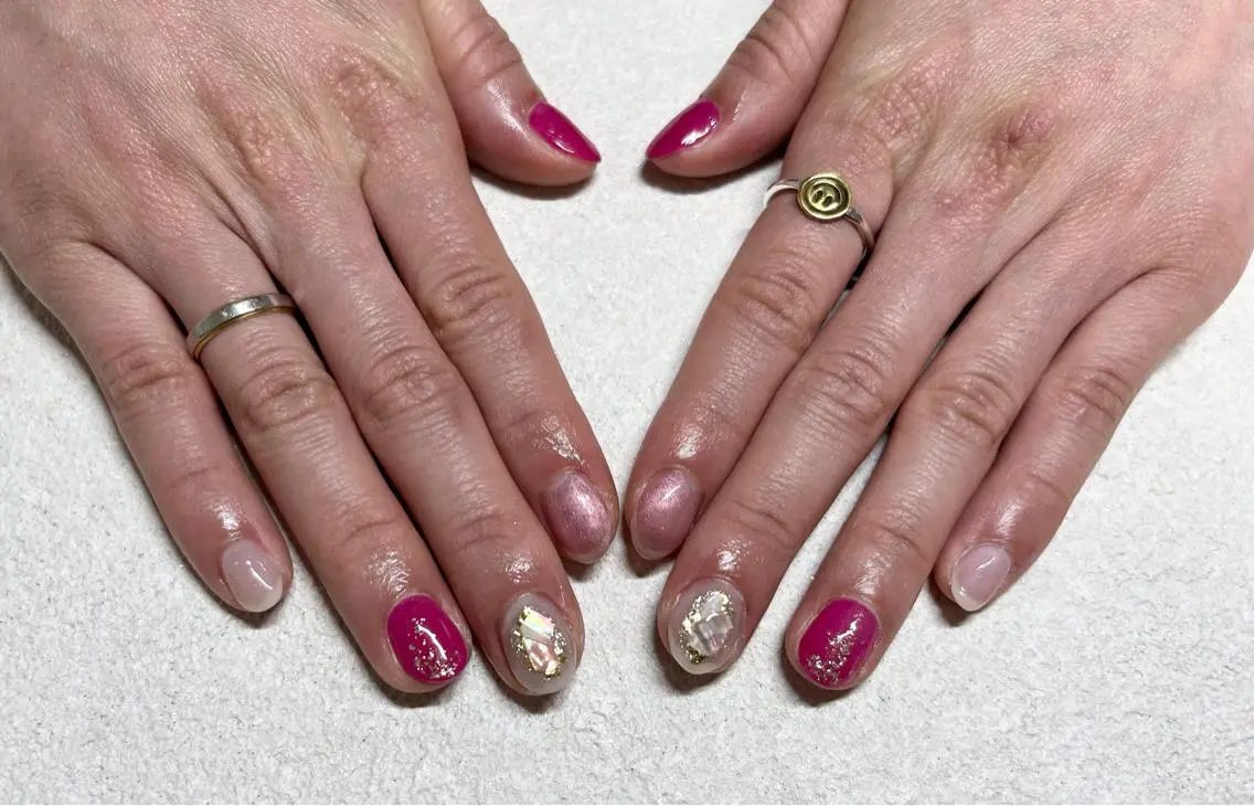 ネイル オーロラネイル フラワーネイル フットネイル フレンチネイル ジェルネイル mogunail &blowのネイルデザイン
