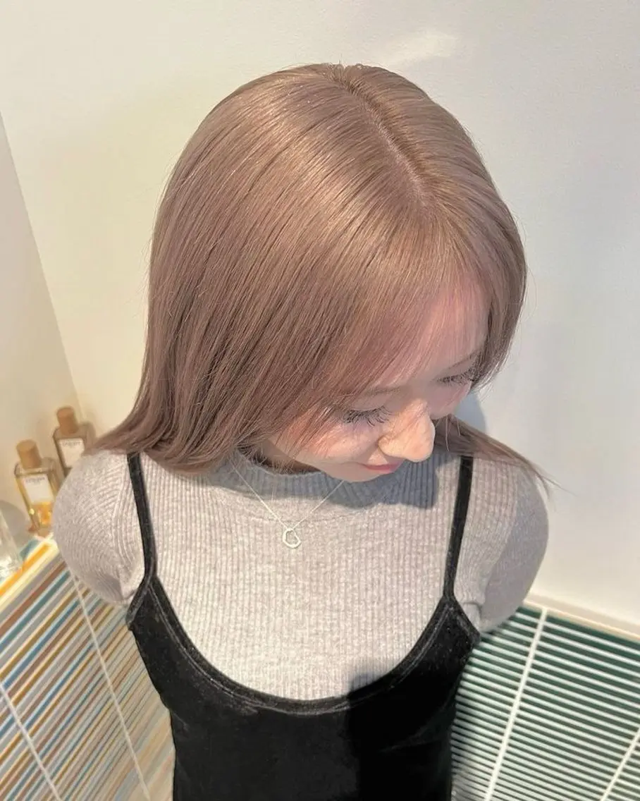 カラー ブリーチ 加藤 祐斗のヘアスタイル