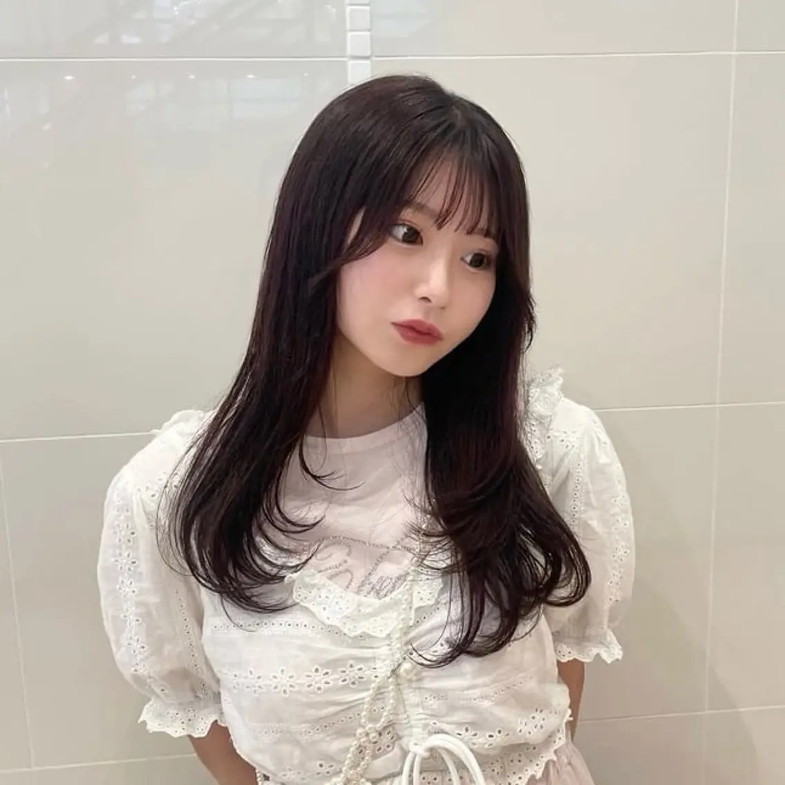 セミロング moe🎀 透明感♡似合わせのヘアスタイル