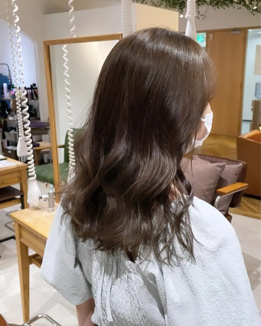 セミロング カラー カット ヘアカラー トリートメント 過去一の柔髪ヘア 🌿einshairのヘアスタイル