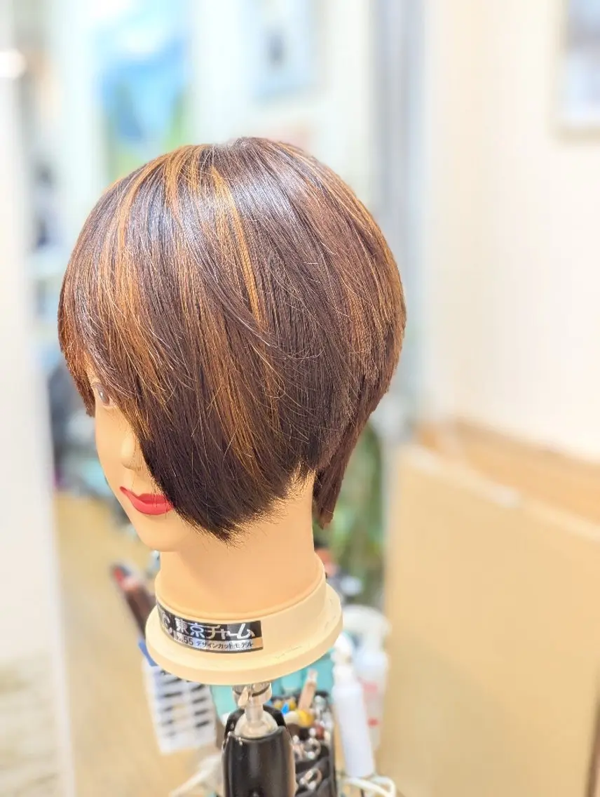 ショート 早坂 繁喜のヘアスタイル