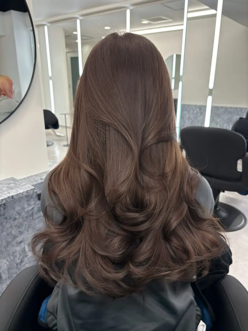 ロング カラー カット ヘアカラー 東 奎吾のヘアスタイル