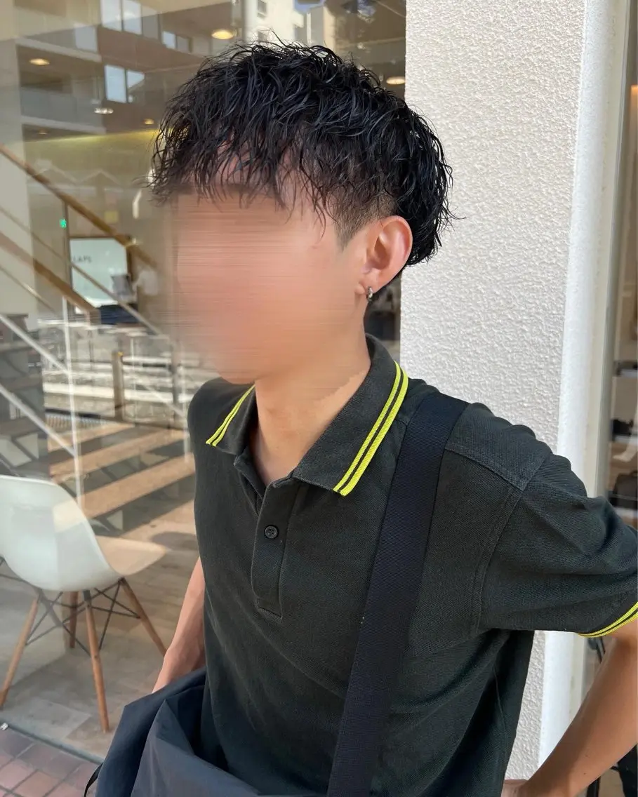 パーマ メンズ メンズパーマ ツイストスパイラルパーマ スパイラルパーマ Ore🫧タナカマヤ /柔らかい質感カラーのヘアスタイル