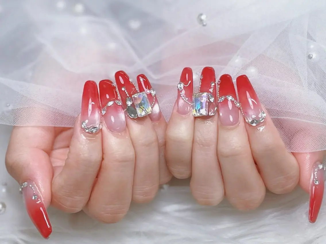 ネイル lucky nail 歌舞伎町のネイルデザイン