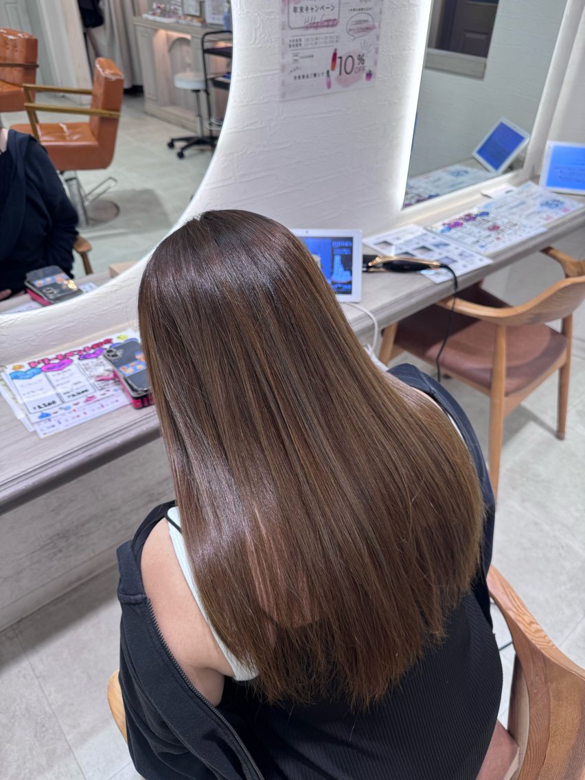 カラー ヘアカラー 戸張 渚のヘアスタイル