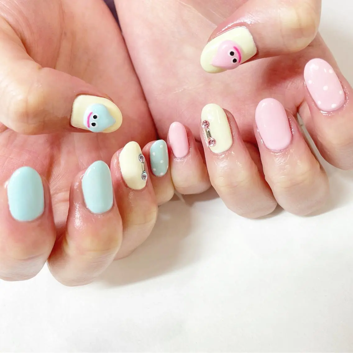 ネイル ハンドネイル Minami 🍓のネイルデザイン