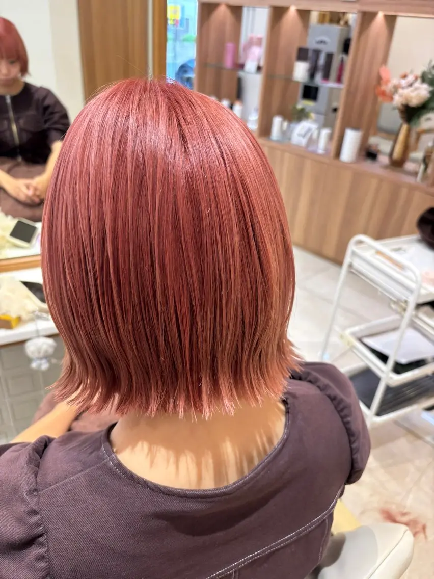 ショート カラー カット ヘアカラー 暖色カラー/ブリーチ 櫻井　華のヘアスタイル