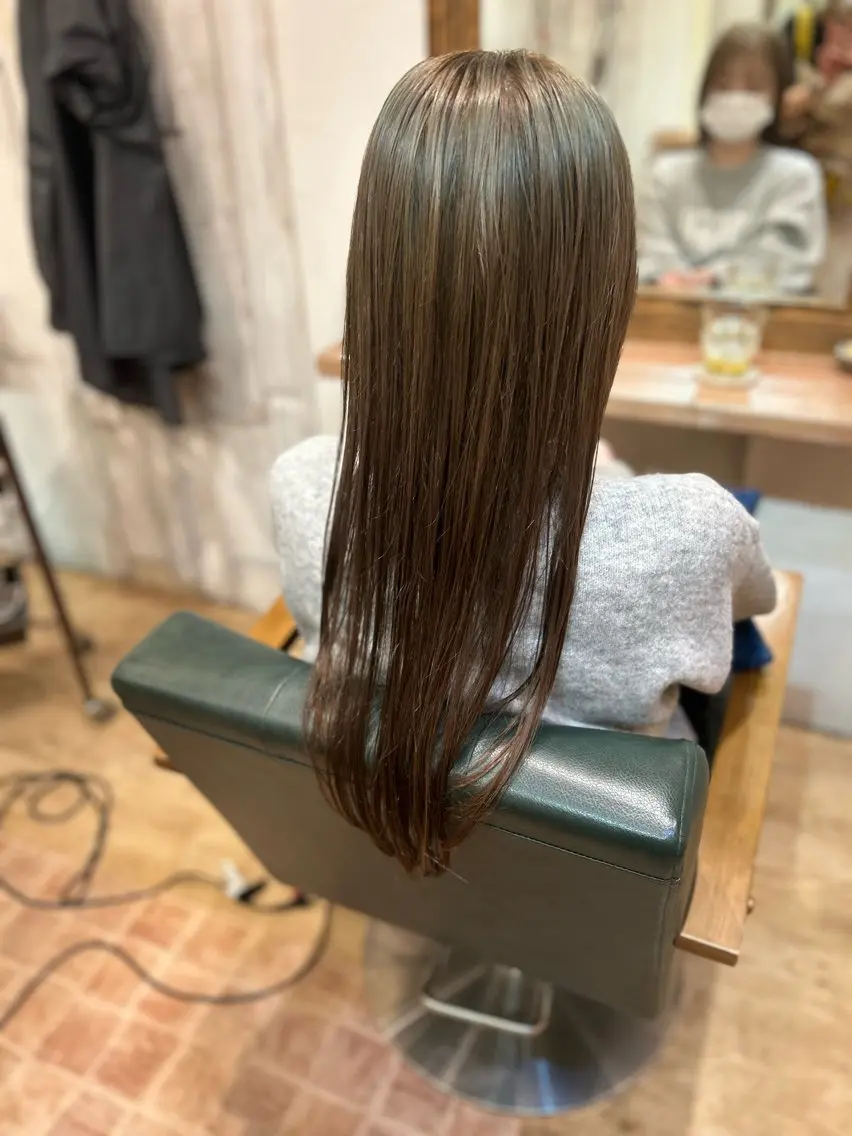 ロング カラー ヘアカラー 今村 茜のヘアスタイル