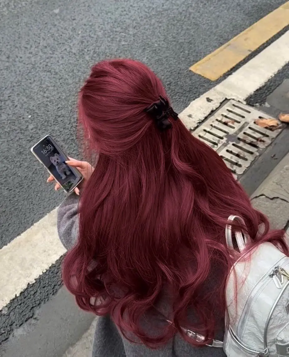 ロング カラー ヘアアレンジ ケアカラー ロング ヘアカラー ♥️渋谷の赤髪 トップ/らいる♥️のヘアスタイル