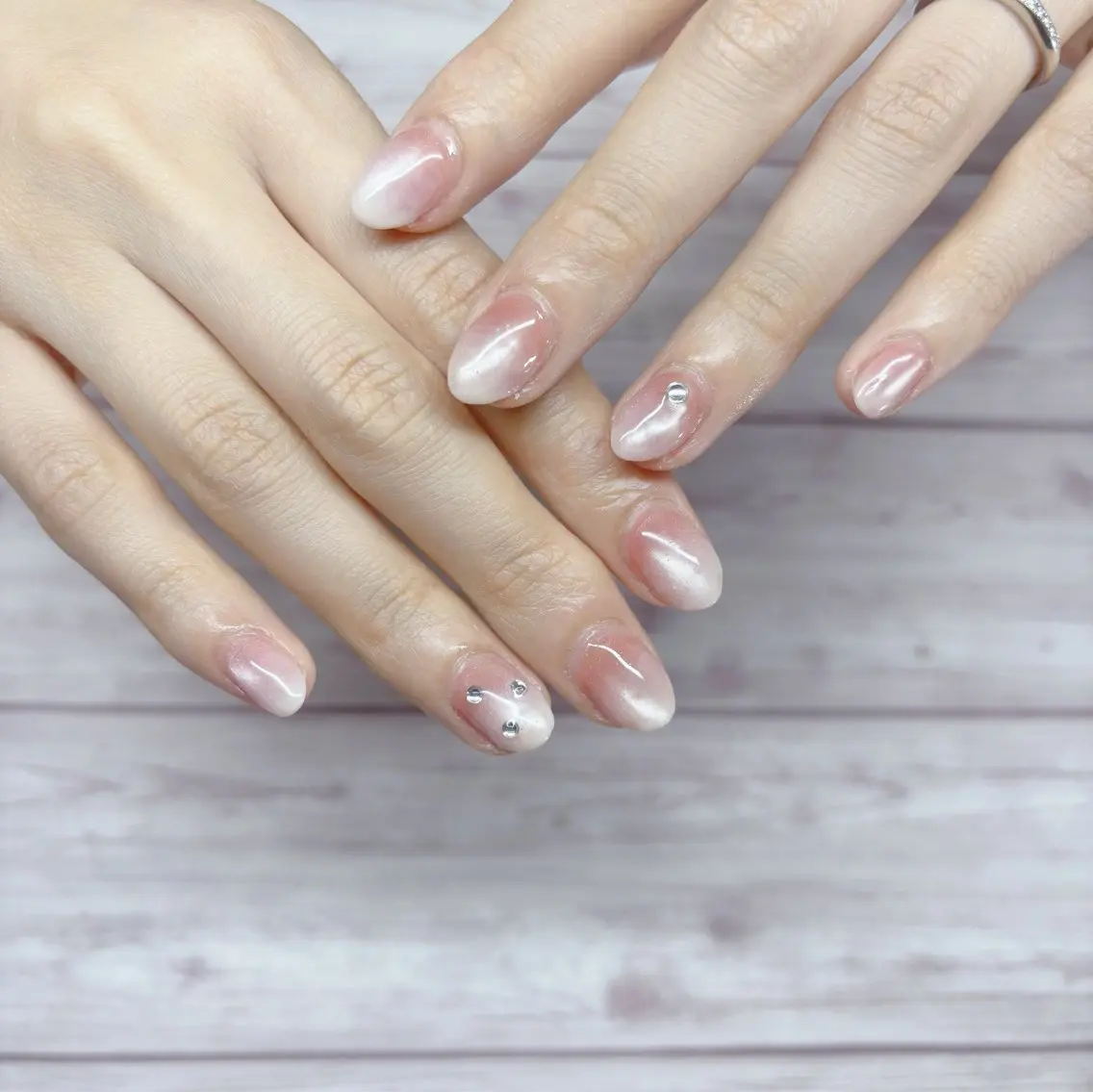 ネイル グラデーション マグネットネイル MYu Beauty Salon  MAIのネイルデザイン