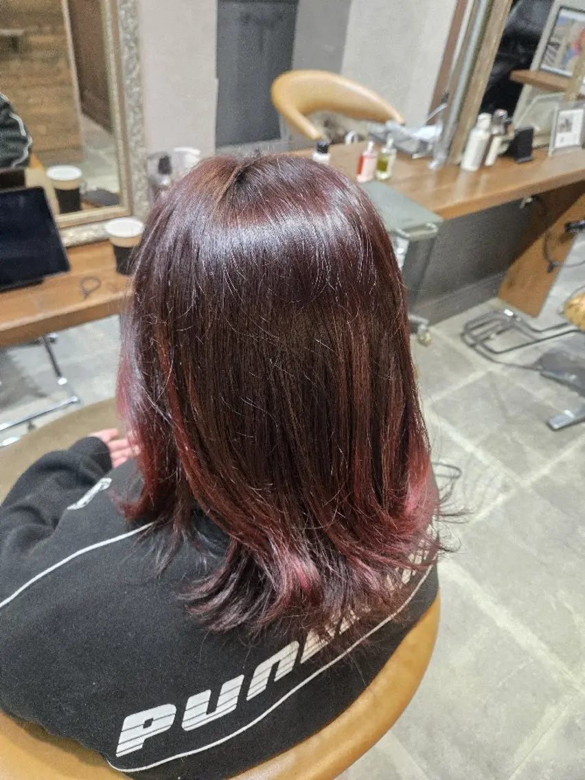 カラー グラデーションカラー レッドカラー 鶴ヶ峰ショート・ボブ 🎀渡邊 愛結🎀のヘアスタイル