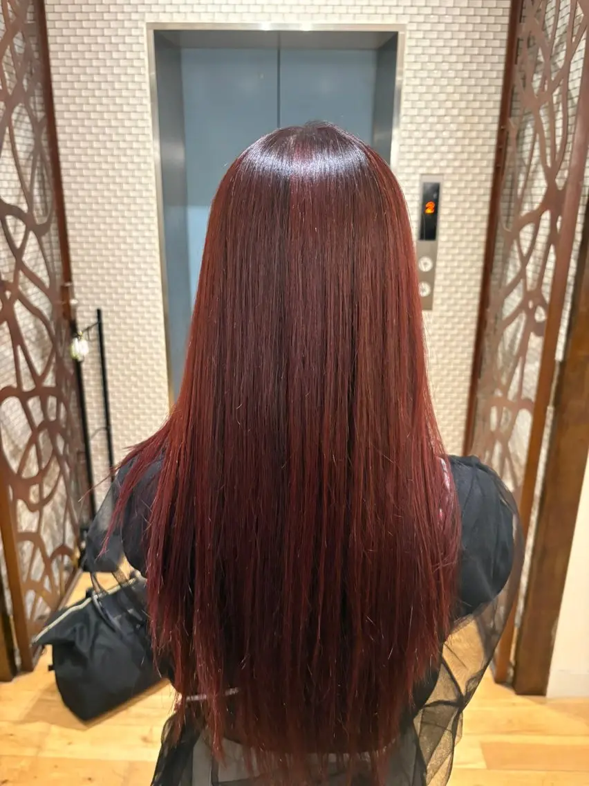 ロング カラー さきた ひかるのヘアスタイル