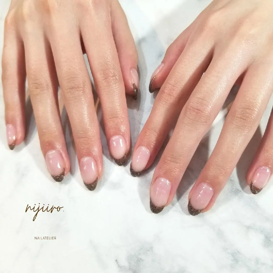 ネイル フラッシュネイル フレンチネイル ハンドネイル nijiiro🌈 サトウのネイルデザイン