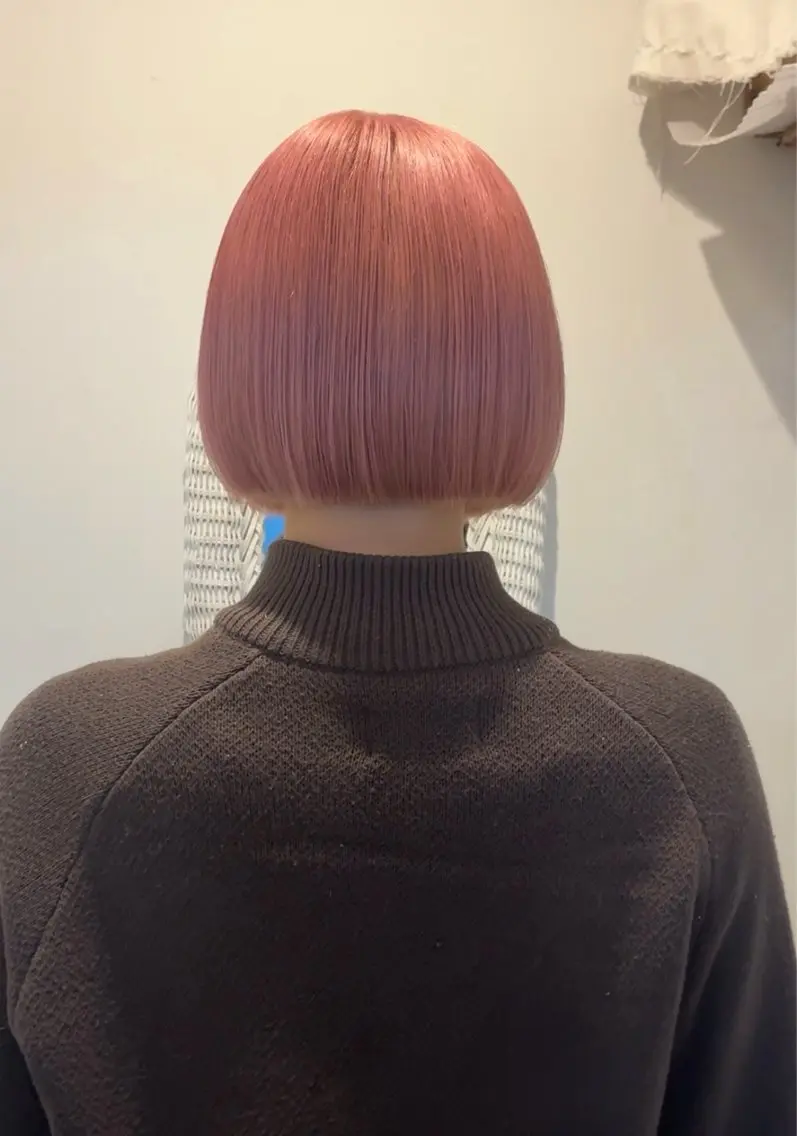 ショート nacoハイトーン ベージュ🎀のヘアスタイル