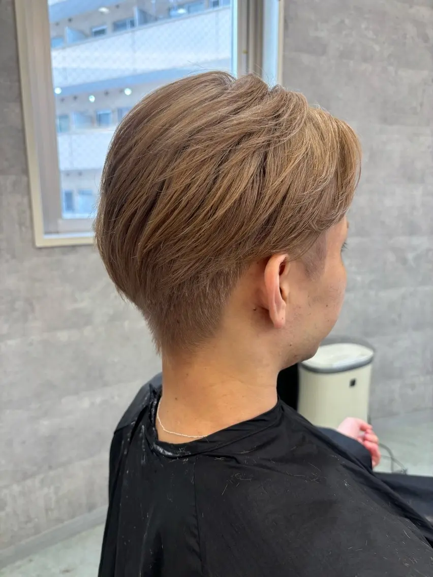 カラー メンズ カット ヘアカラー 艶髪ハイトーンカラー kana♡のヘアスタイル