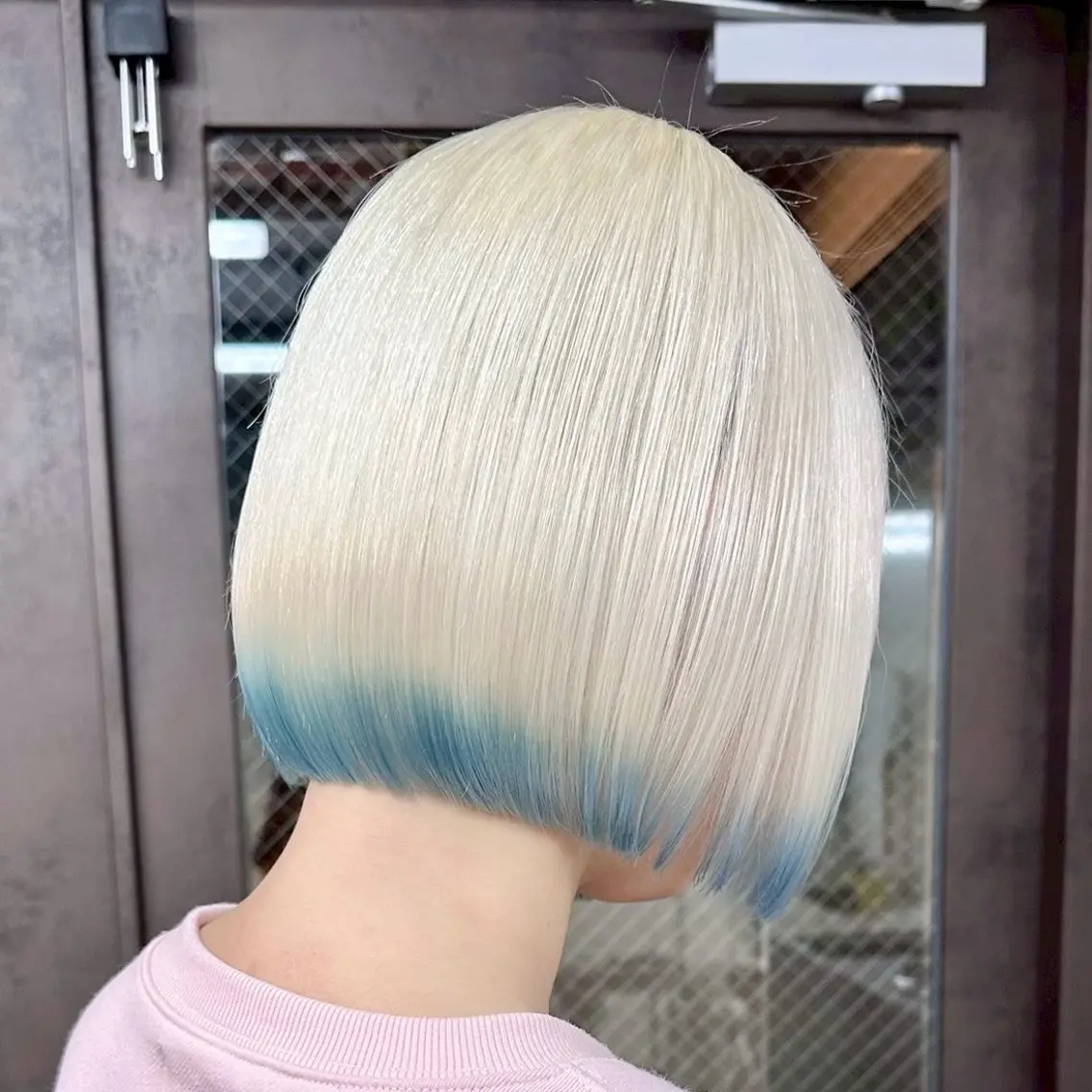 ショート カラー ブリーチ ヘアカラー トリートメント ✨ブリーチカラー× 艶髪SUZU🛼🫧のヘアスタイル