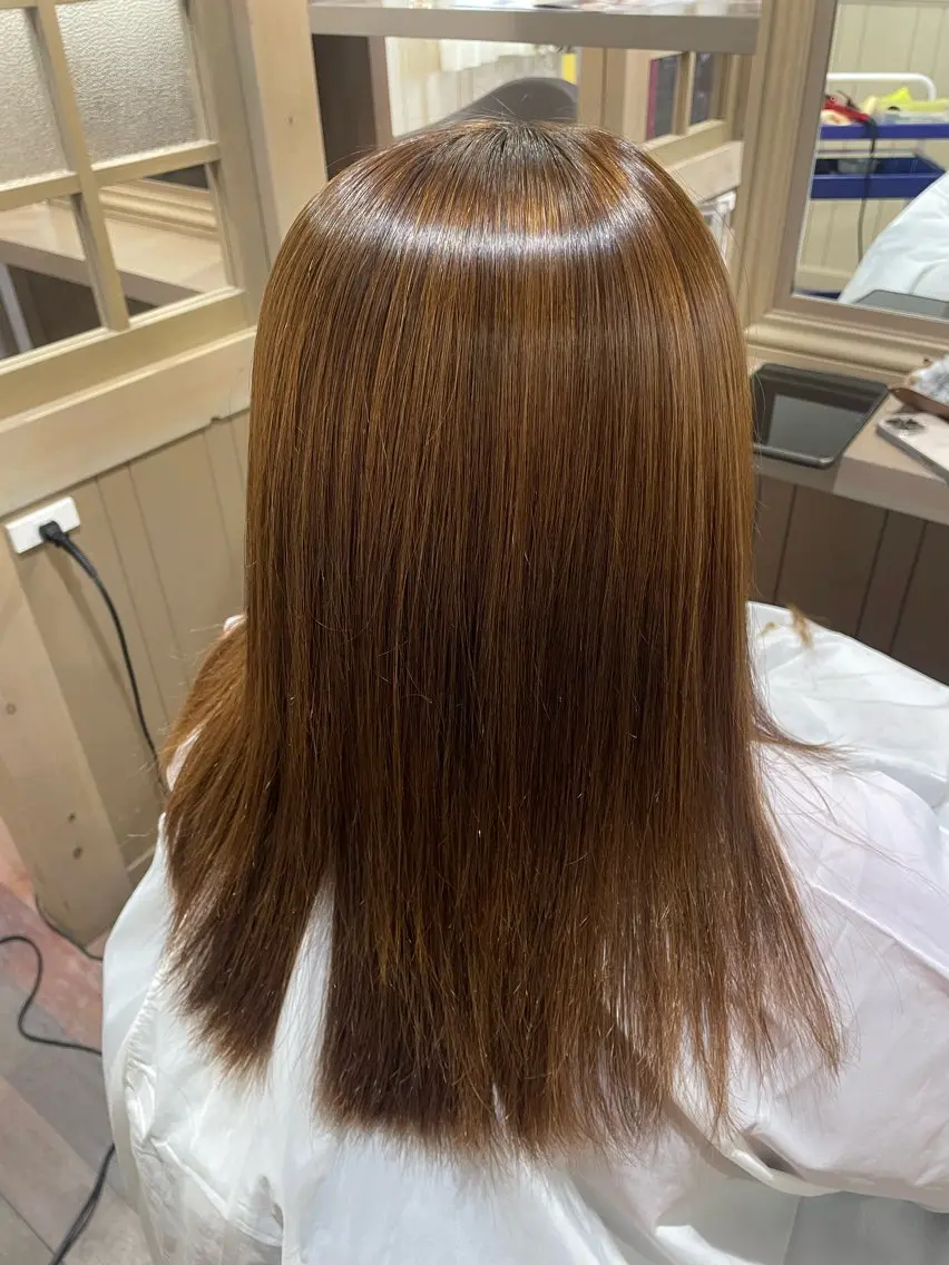 セミロング 大塚 夕貴のヘアスタイル