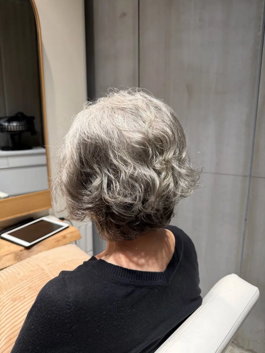 パーマ 加賀美 幸乃のヘアスタイル