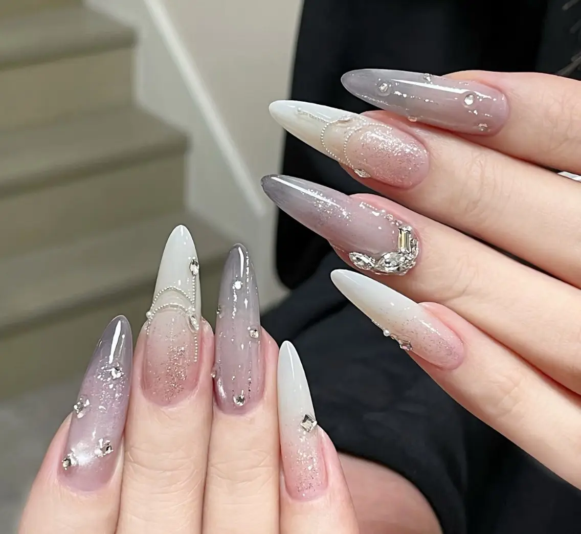 ネイル ハンドネイル ハンドケア 🍑 momo_nailのネイルデザイン
