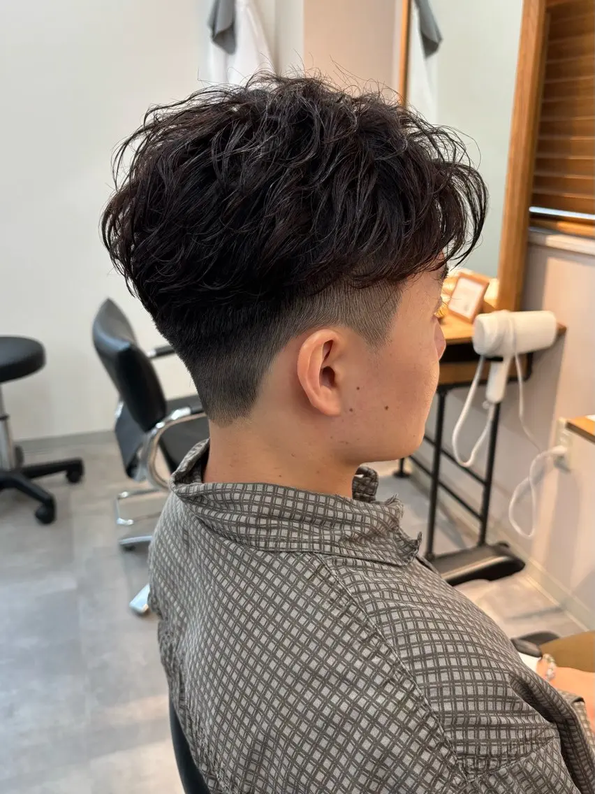 パーマ メンズ フェザーパーマ メンズパーマ カット パーマ 保立フェザーパーマ 大人メンズヘア船橋駅のヘアスタイル