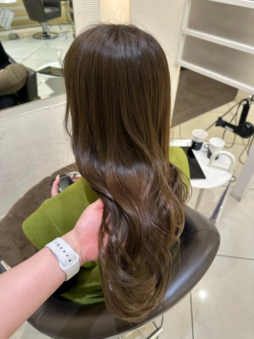 ロング カラー ヘアアレンジ タイトボブ個性派カラ ーAKANEのヘアスタイル