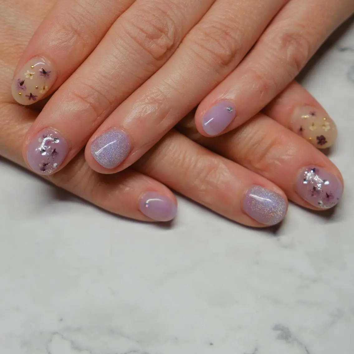 ネイル Flowers Tomomiのネイルデザイン