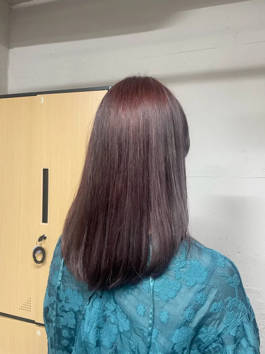 ミディアム ヘアカラー tokute 中野真咲🐺のヘアスタイル