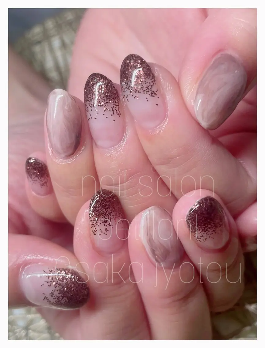 ネイル ブラウン ラメ(グリッター) nail salon petillantのネイルデザイン