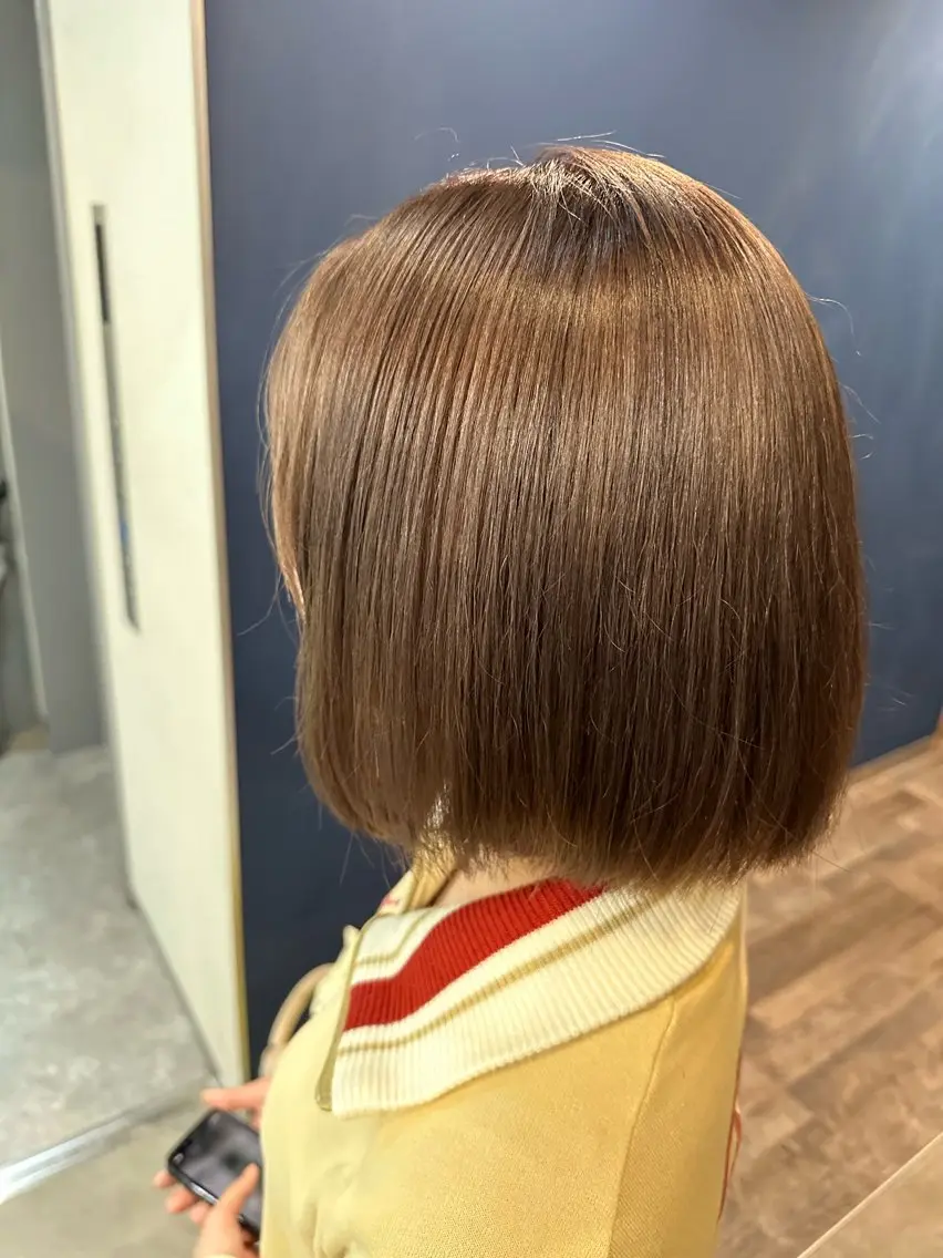 ショート カラー ベージュカラー ブリーチ ケアブリーチ ミルクティーベージュ ボブ カット ヘアカラー トリートメント 平日オススメ✨ コスパ&タイパ✨山下のヘアスタイル