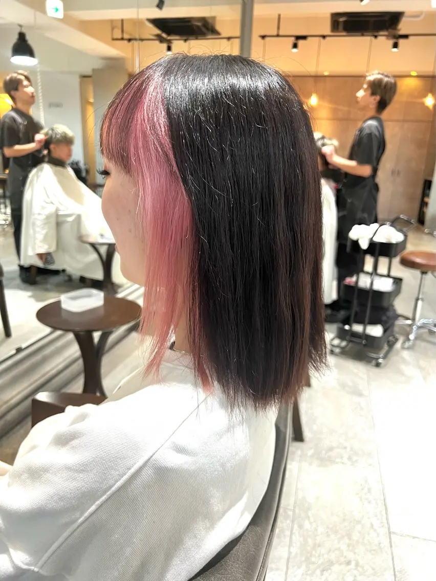 ミディアム カラー ヘアアレンジ ヘアカラー トリートメント ヘッドスパ ヘアセット 🌈インナーカラー ‘ショウマ’🌈のヘアスタイル