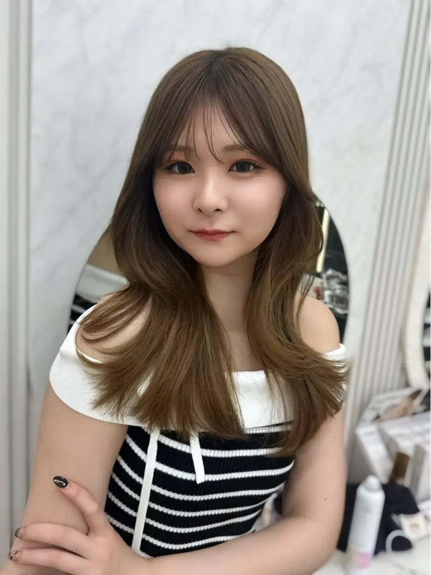 ロング カラー ベージュカラー 透明感カラー オリーブベージュ 韓国風ヘア レイヤーカット ヘアカラー トリートメント 🍑韓国風レイヤー 🍑莉子のヘアスタイル