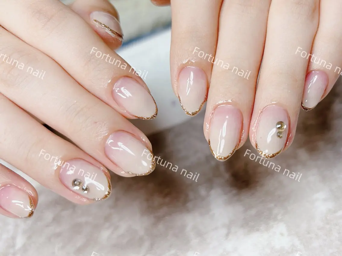 ネイル Nail •Head スパFortunaのネイルデザイン