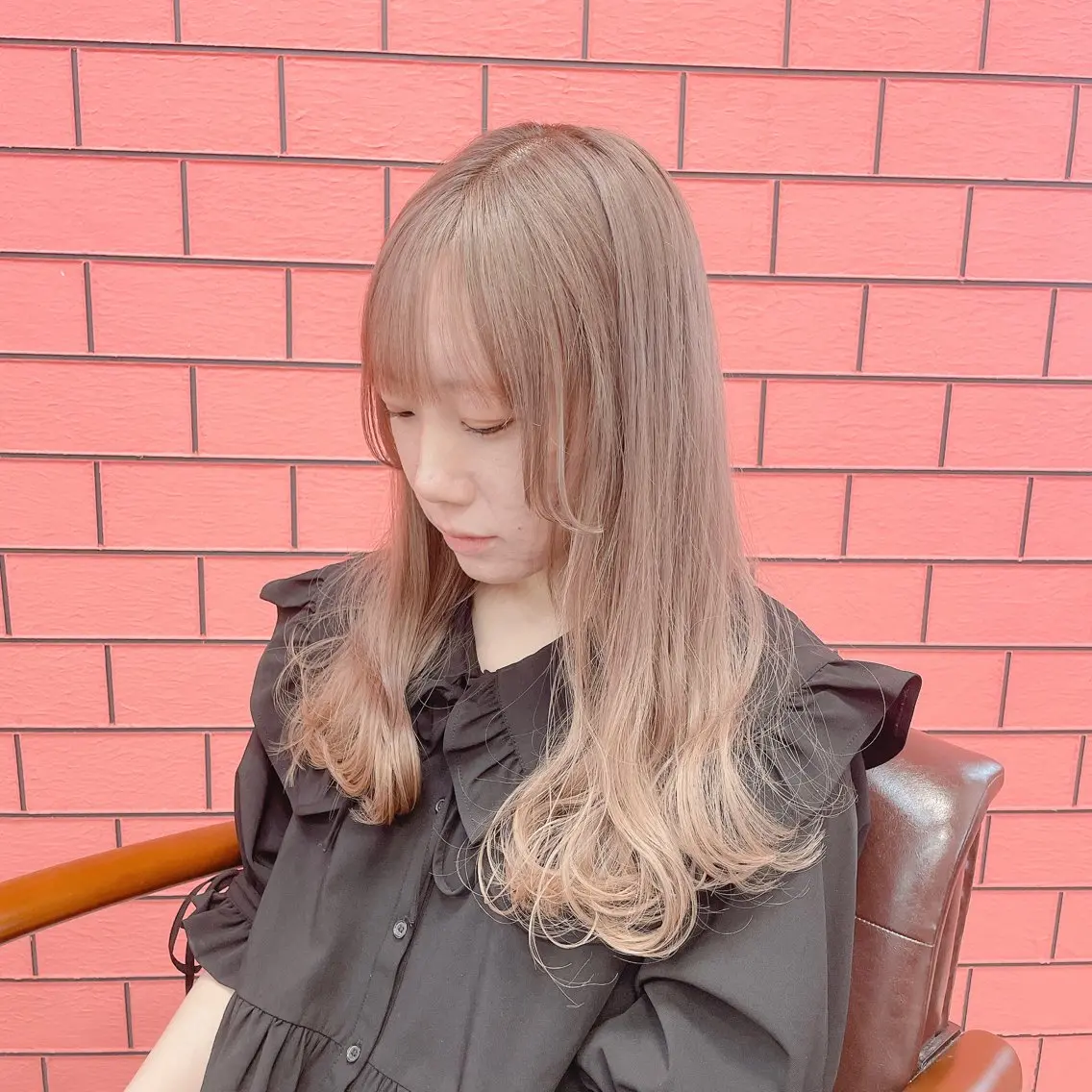ロング カラー ブリーチ ケアブリーチ ダブルカラー イヤリングカラー グラデーションカラー ヘアカラー トリートメント ブリーチの神 KYONのその他イメージ