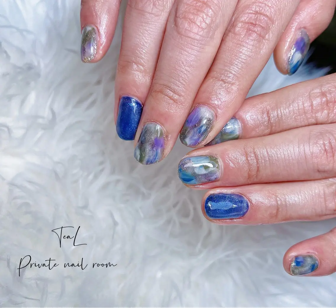 ネイル マグネットネイル ニュアンスネイル 夏ネイル TeaL nailのネイルデザイン