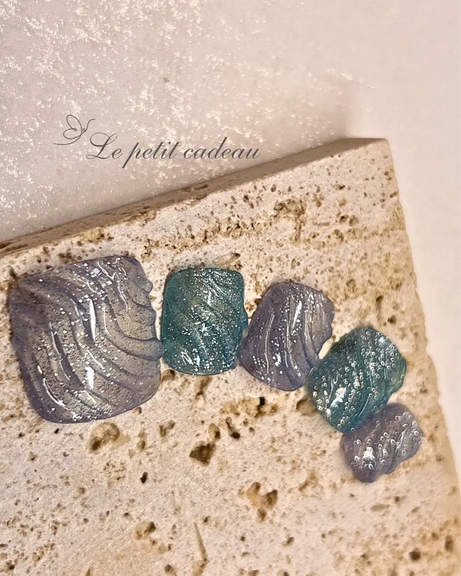 ネイル 𝑝𝑒𝑡𝑖𝑡 𝐾𝑎𝑛𝑛𝑎のネイルデザイン