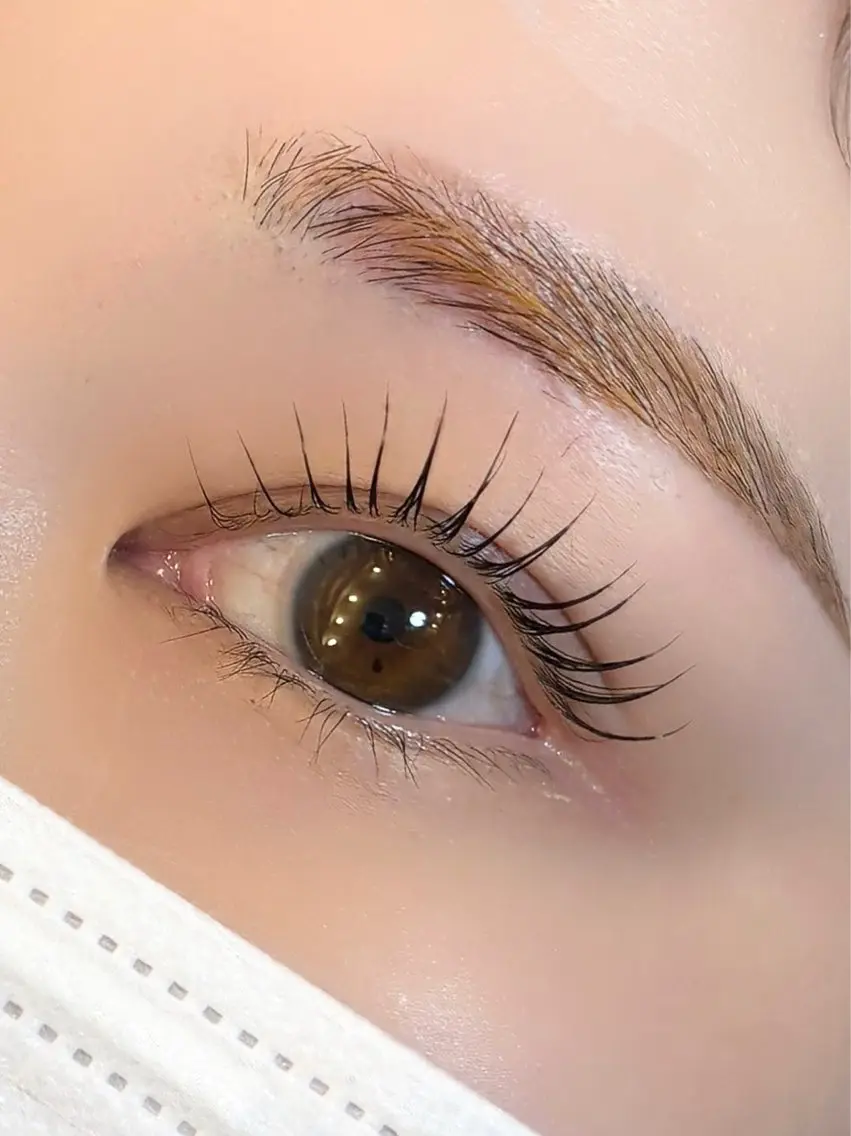 垢抜けメニュー❣️まつパ&眉WAXセット✨¥8900の写真