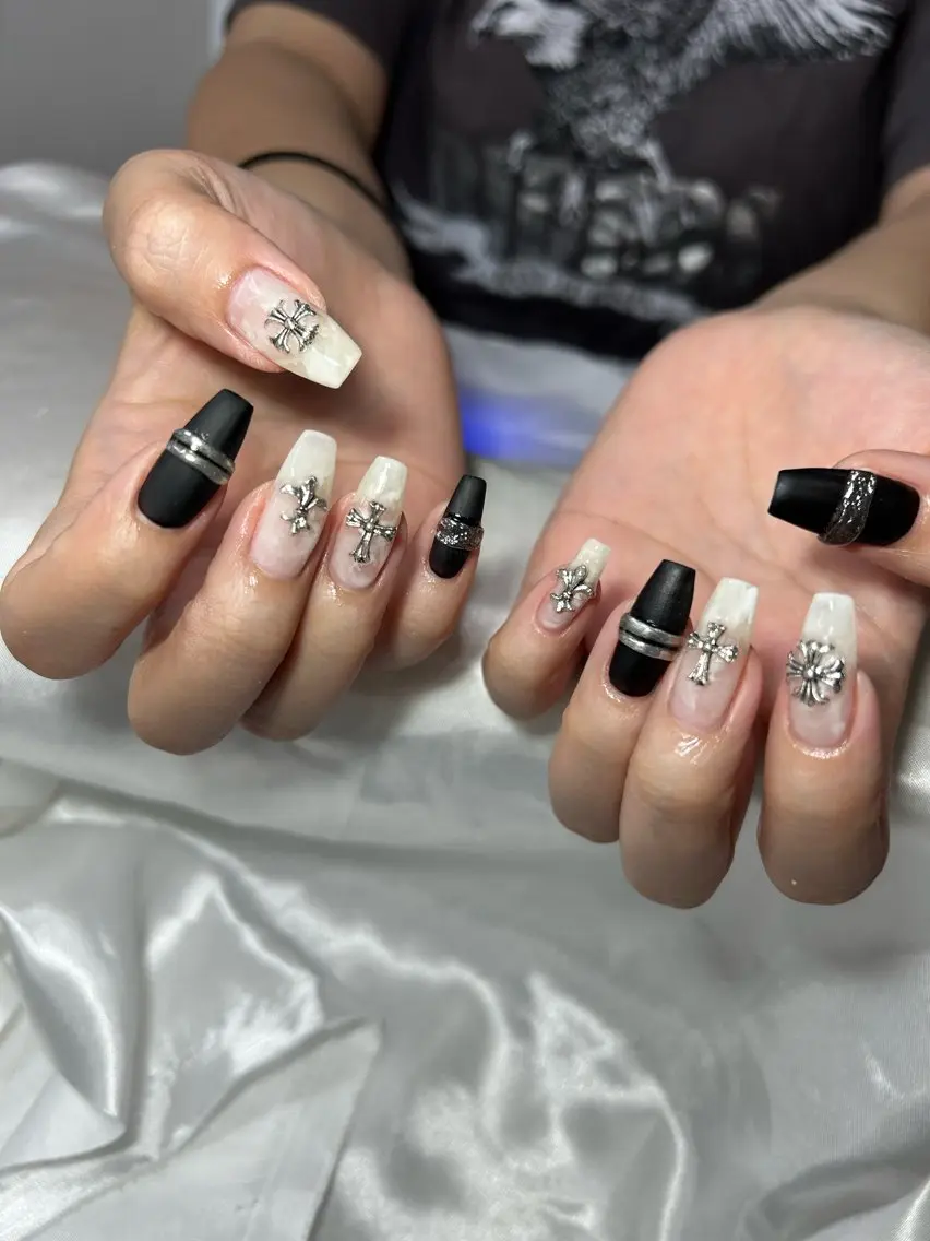 ネイル ハンドネイル nailroom‪ sb‪‪𓈒𓂂𓏸のネイルデザイン