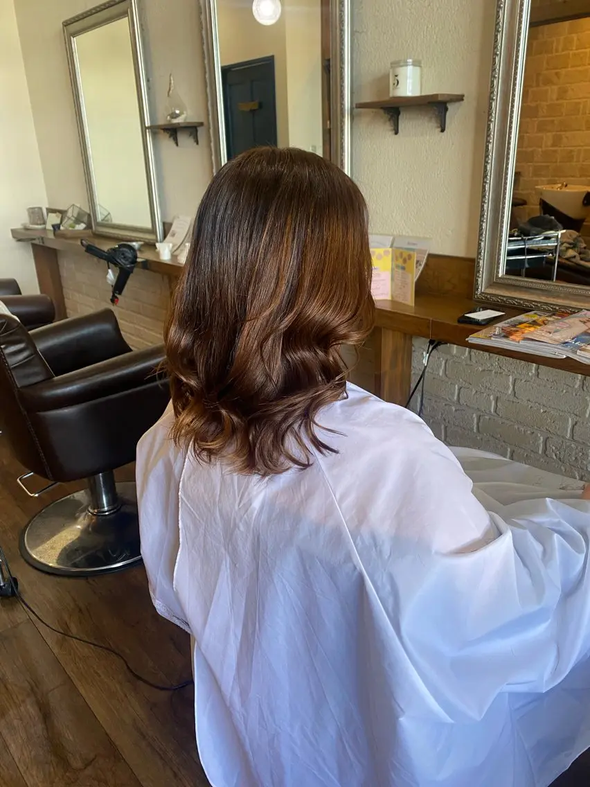 セミロング 肥田 夕蘭のヘアスタイル