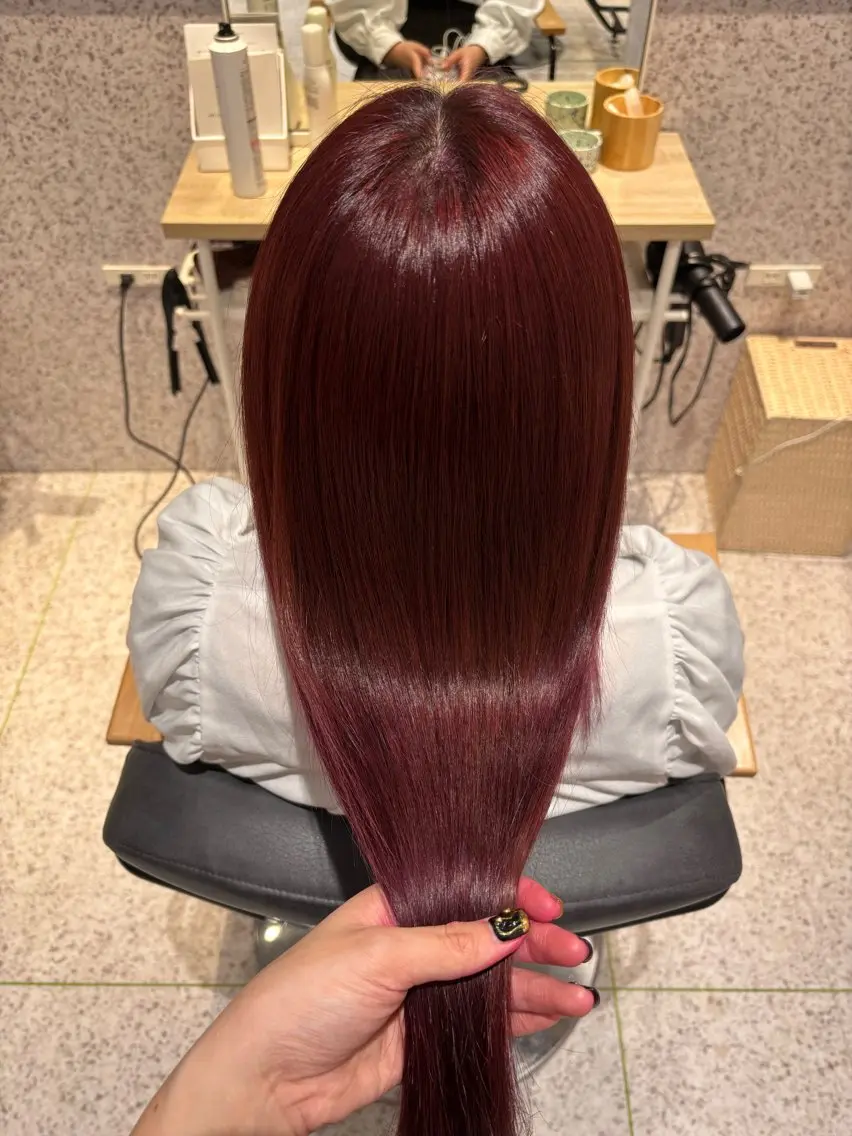 セミロング カラー セミロングパーマ ダブルカラー イヤリングカラー ハイライトカラー ハイトーンカラー 暖色カラー/ パリジェンヌ💟みくのヘアスタイル