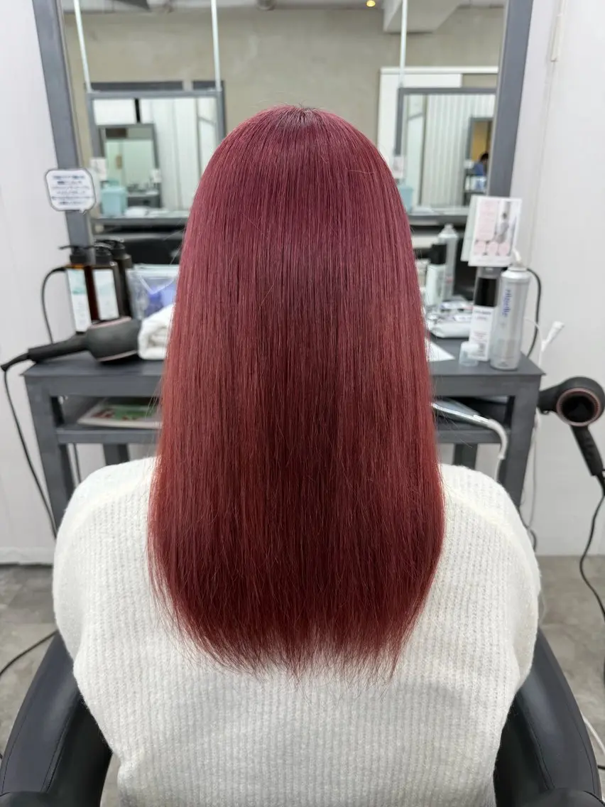 セミロング ヘアカラー 🍒暖色カラー🔥 栗俣嵐のヘアスタイル