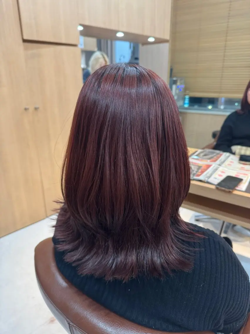 ミディアム カラー レッドカラー 中野 希望のヘアスタイル
