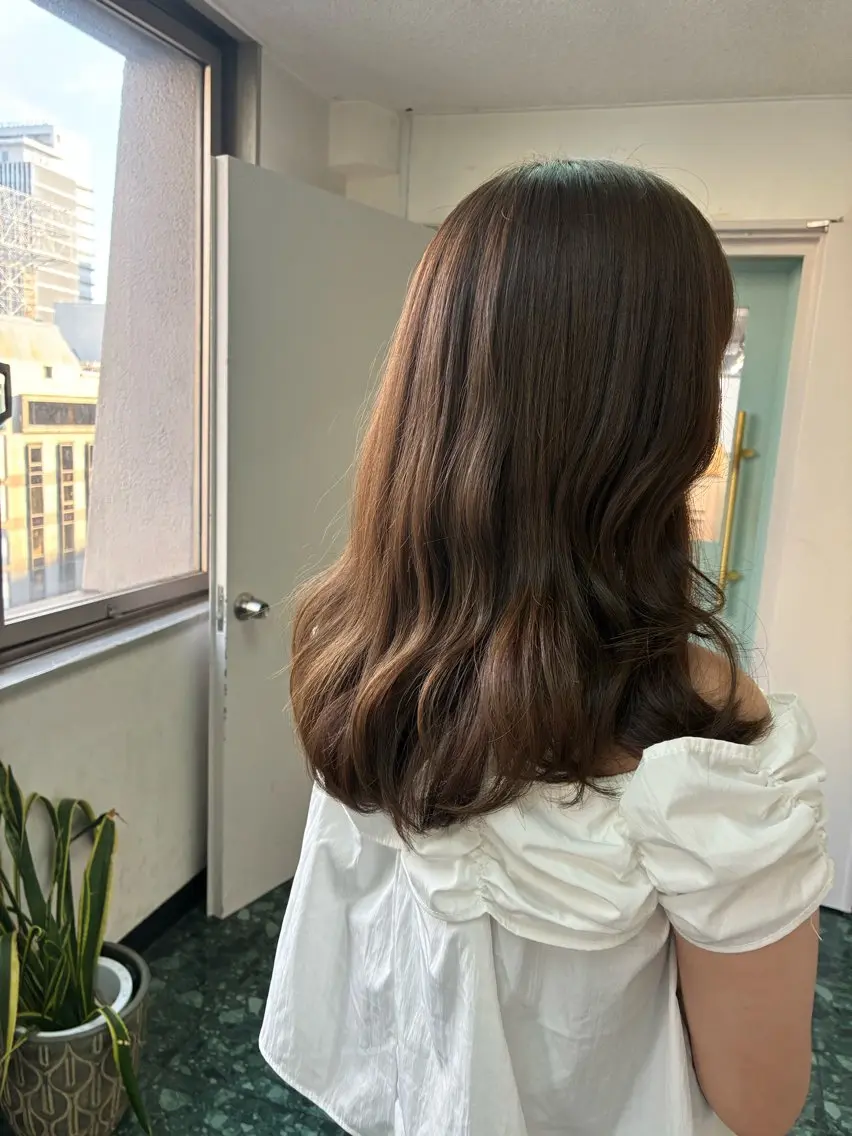 セミロング misaki 顔周りカット/なんばのヘアスタイル