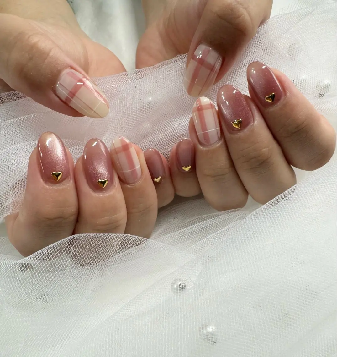 ネイル ジェルネイル 東 千夏のネイルデザイン