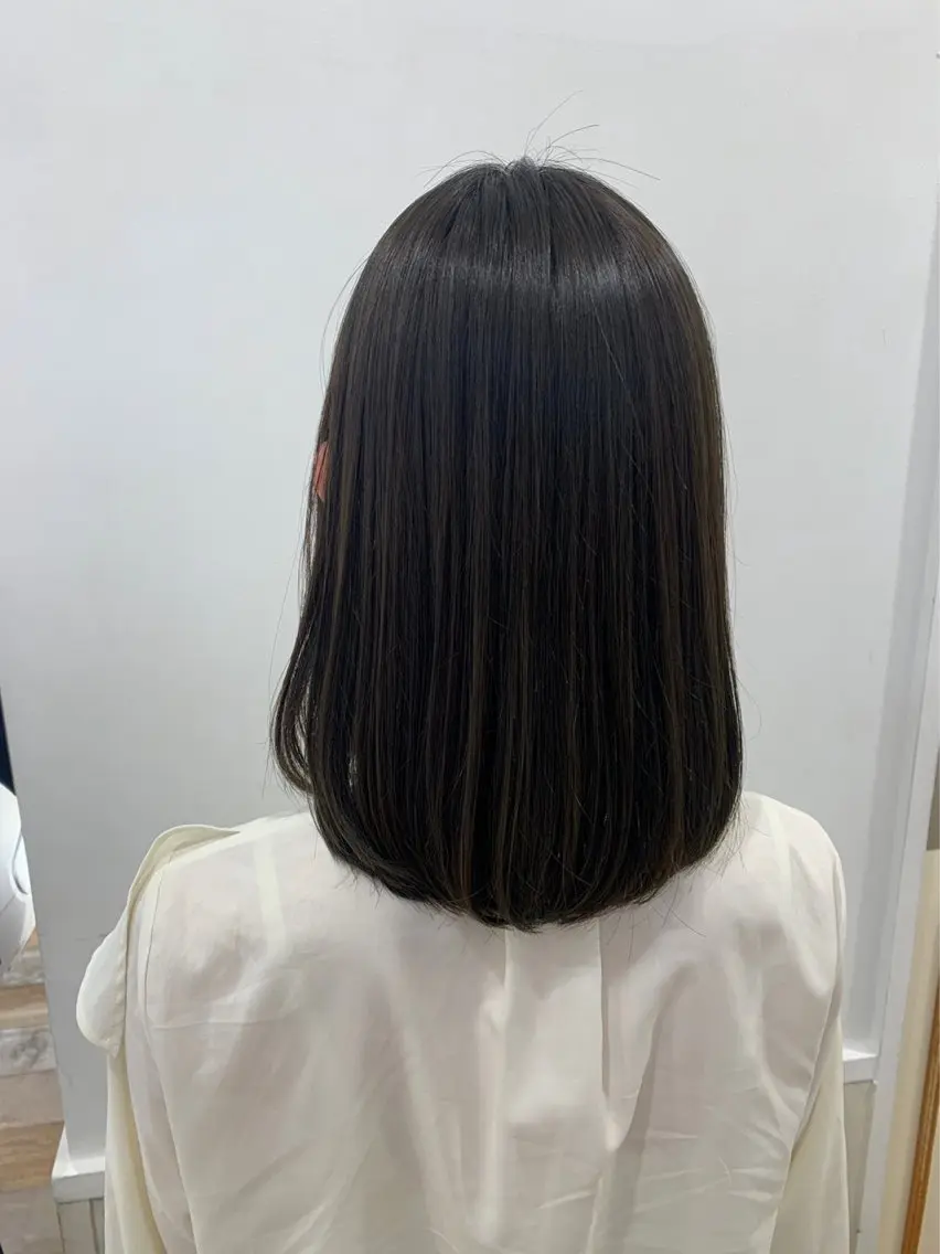 【平日限定】ミディアムカットモデル🎀✧(鎖骨​〜​胸までの長さを切らせていただける方)の写真